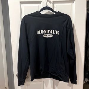 Brandy Melville BRAND NEW navy long sleeve. Would fit XS or S.